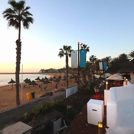 Luxury View Ocean Paradise Court * 阿德耶